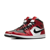  Giày Nike Air Jordan 1 Mid ‘Chicago Black Toe’ 