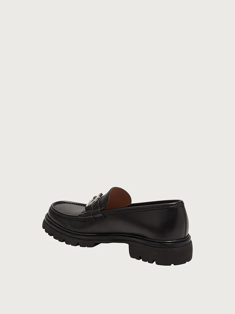  Giày Salvatore Ferragamo Nam Loafer With Gancini Ornament 'Black' 