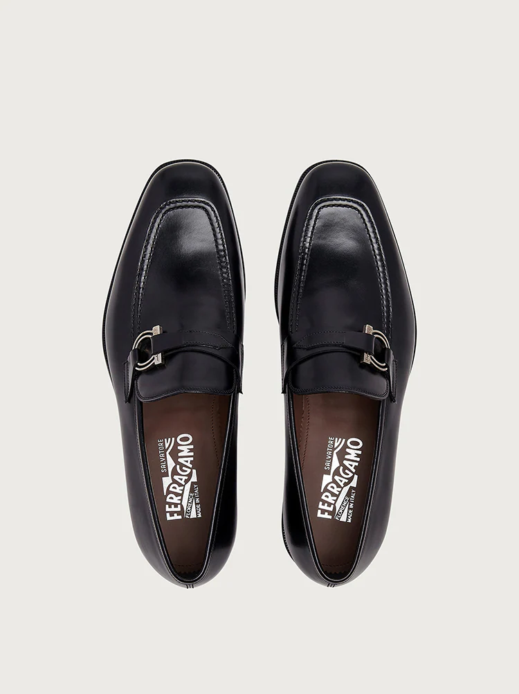  Giày Salvatore Ferragamo Nam Loafer With Gancini Ornament 'Black' 
