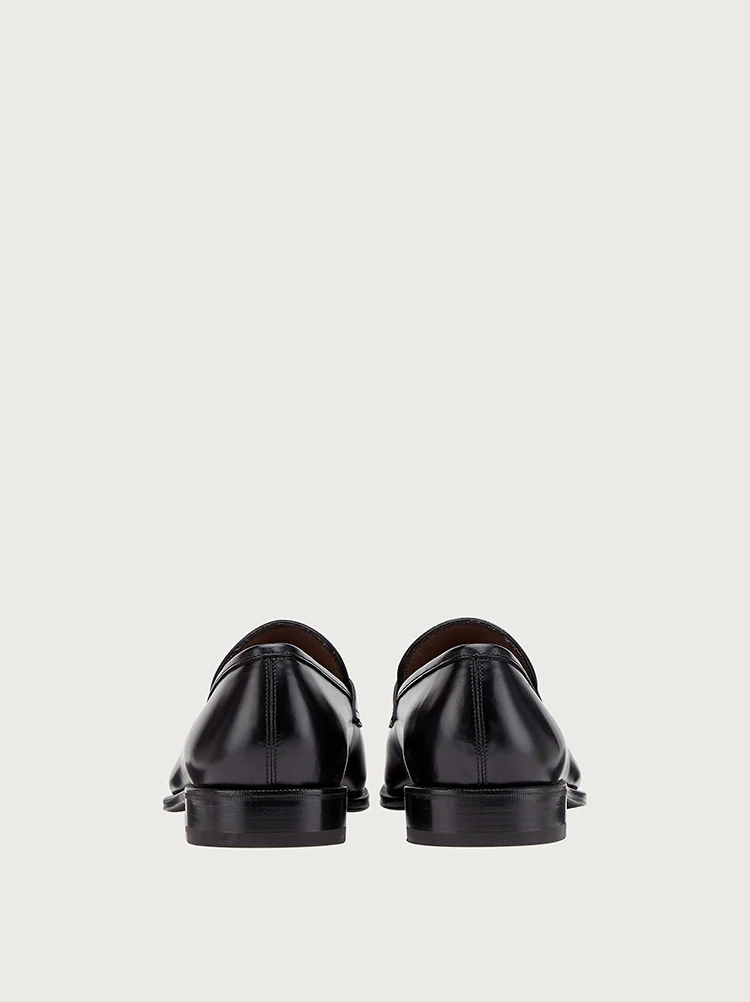  Giày Salvatore Ferragamo Nam Loafer With Gancini Ornament 'Black' 