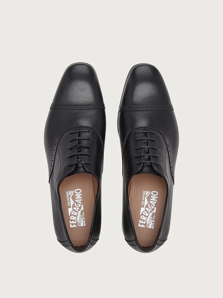  Giày Salvatore Ferragamo Nam Plain Toe Oxford 'Black' 
