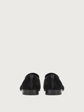  Giày Salvatore Ferragamo Nam Loafer With Gancini Ornament 'Black' 