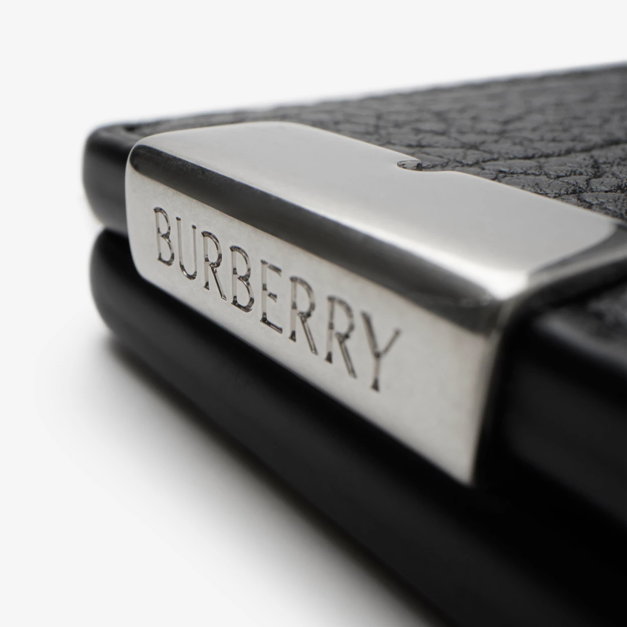  Ví Nam Burberry B Cut Folding Card Case 'Black' 