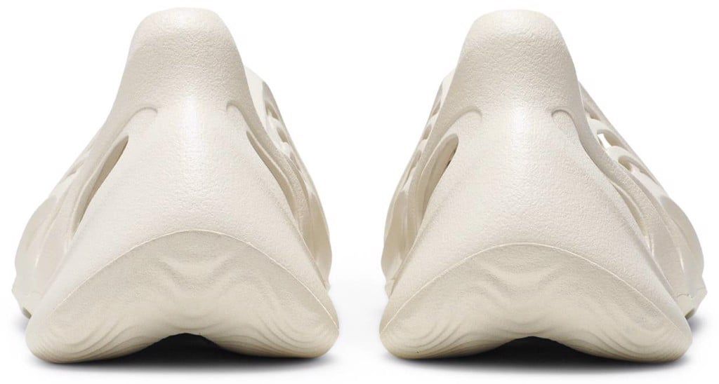 Giày Adidas Yeezy Foam Runner 'Ararat' G55486 – LUXITY