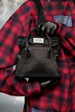  Túi Nữ Maison Margiela 5AC Cinema Inferno 'Black' 