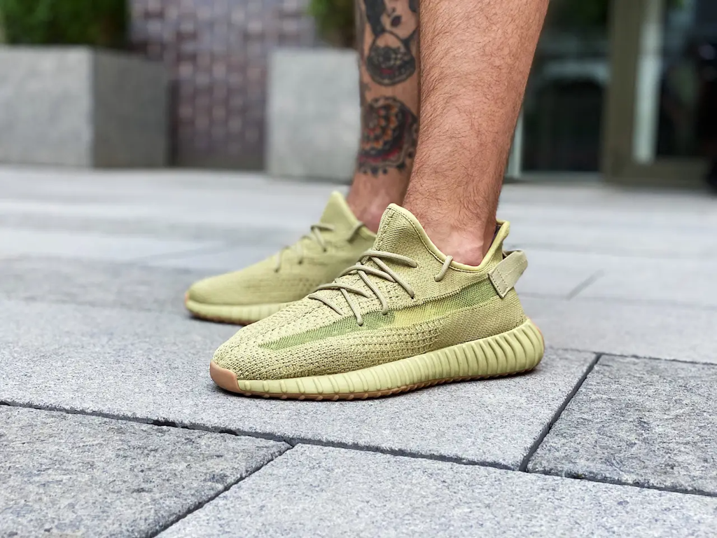yeezy boost v2 sulfur