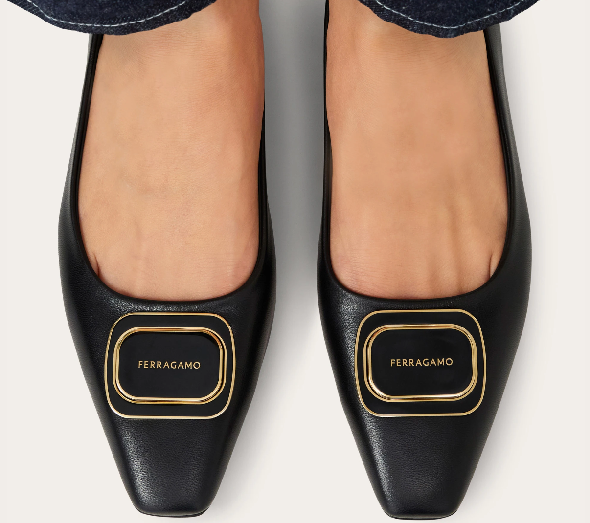  Giày Nữ Salvatore Ferragamo New Vara Plate Pump 'Black' 