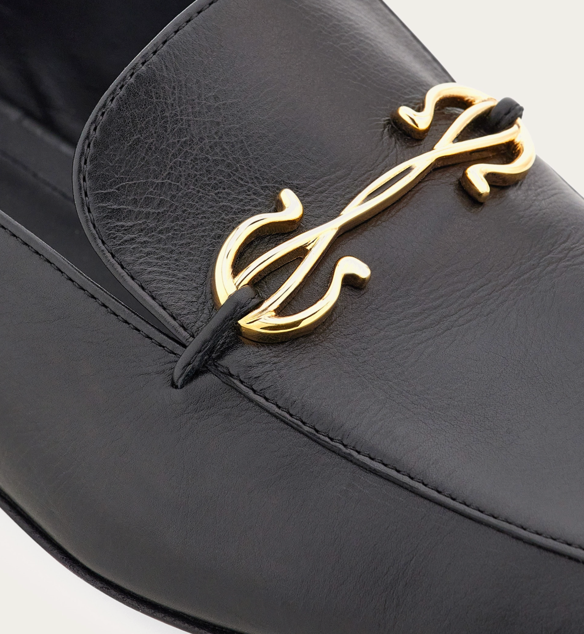  Giày Nữ Salvatore Ferragamo Loafer 'Black' 