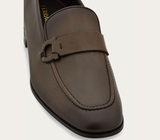  Giày Nam Salvatore Ferragamo Gancini Loafer 'Cement' 