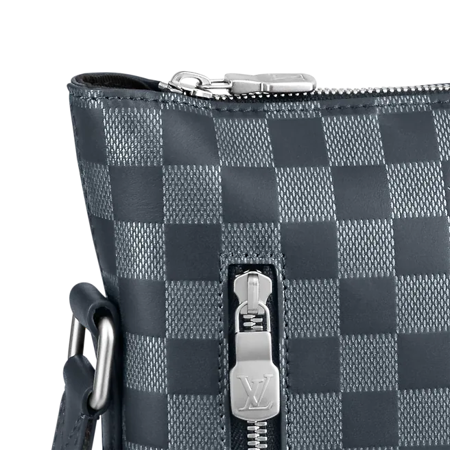  Túi Nam Louis Vuitton Discovery Bb Messenger 'Astral Silver' 