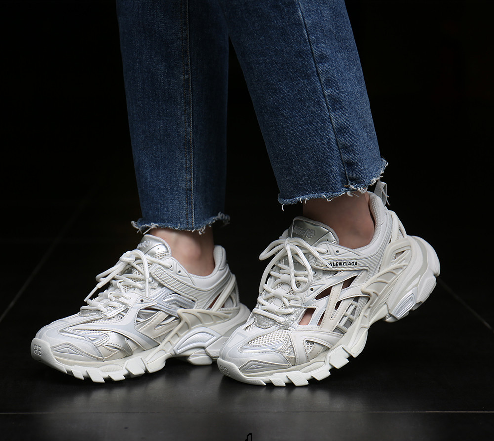 REC0247 BALENCIAGA TRACK 20  WHITEPINK  UK 6  Sneakers ER