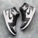  Giày Nike Air Jordan 1 Retro High OG ‘Silver Toe’ 