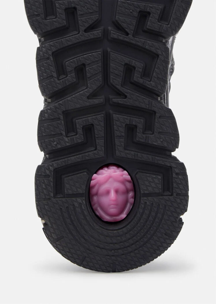 Zapatillas Versace Trigreca 'Black': Estilo Italiano Premium - zapatos versace tigreca negro gris
