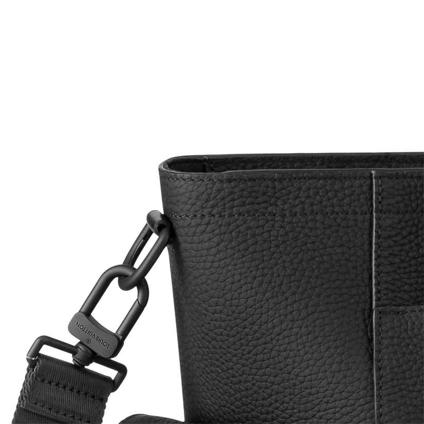  Túi Nam Louis Vuitton Christopher Tote 'Black Taurillon Leather' 
