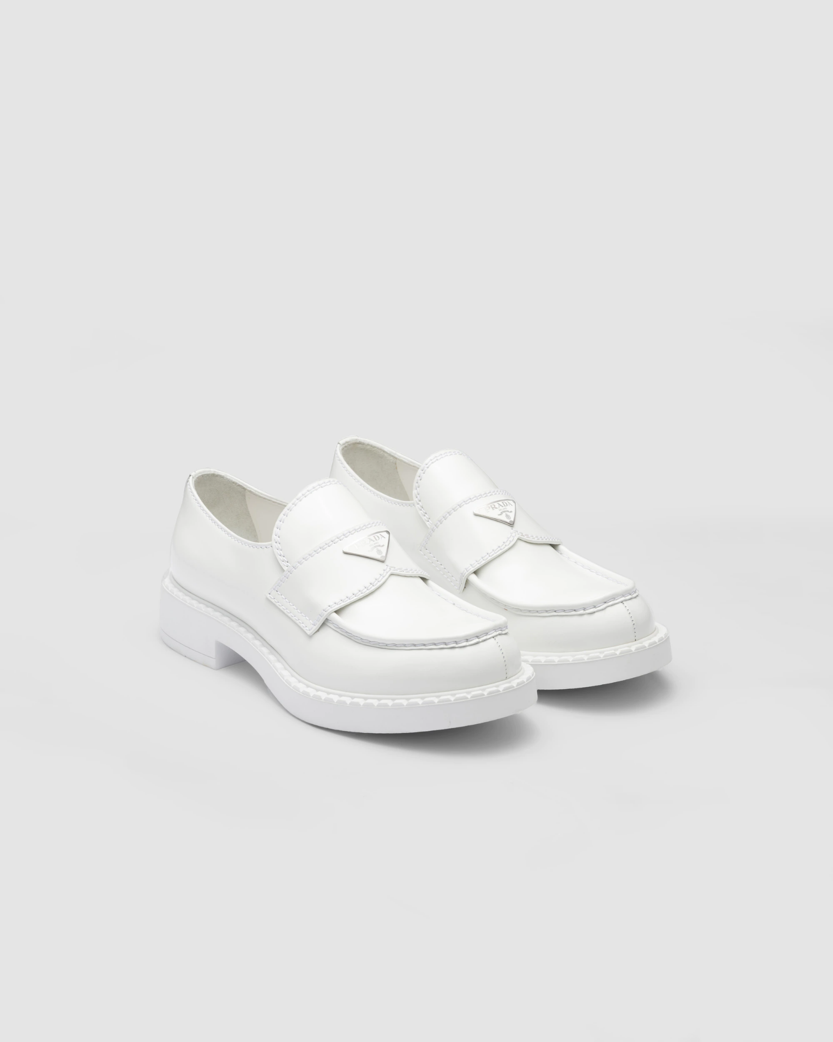  Giày Nam Prada Chocolate Sharp Brushed Leather Pointed Loafers 'White' 