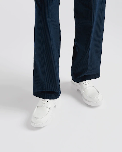  Giày Nam Prada Chocolate Sharp Brushed Leather Pointed Loafers 'White' 