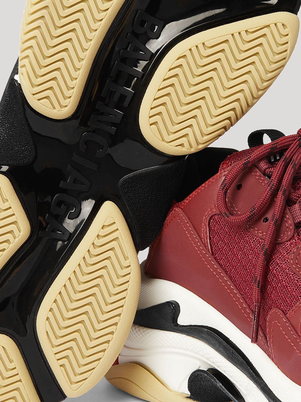 Balenciaga triple s 2. burgundy best sale