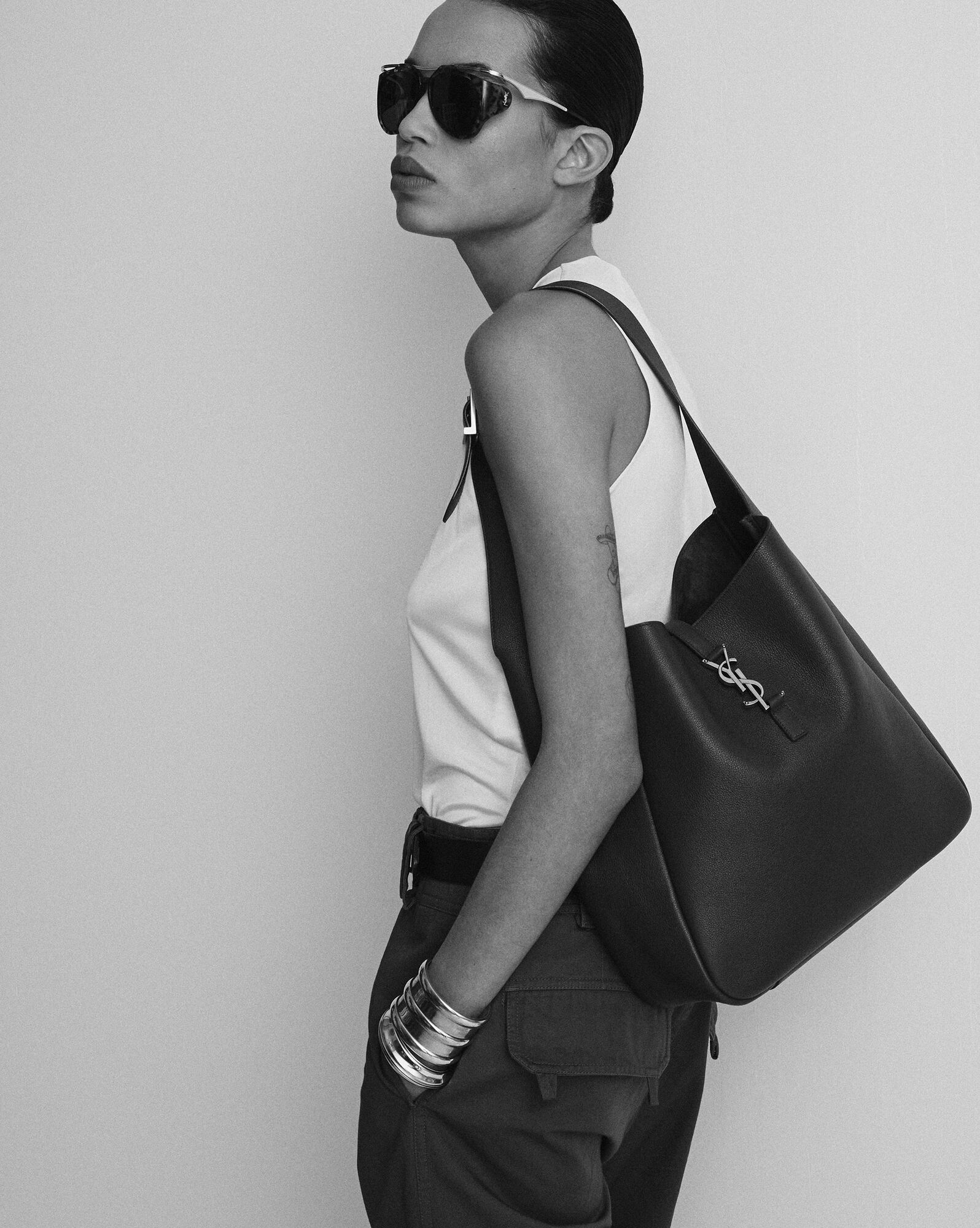  Túi Nữ Saint Laurent LE 5 À 7 Supple Large 'Black' 