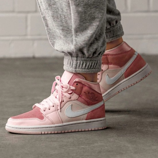 digital pink aj1