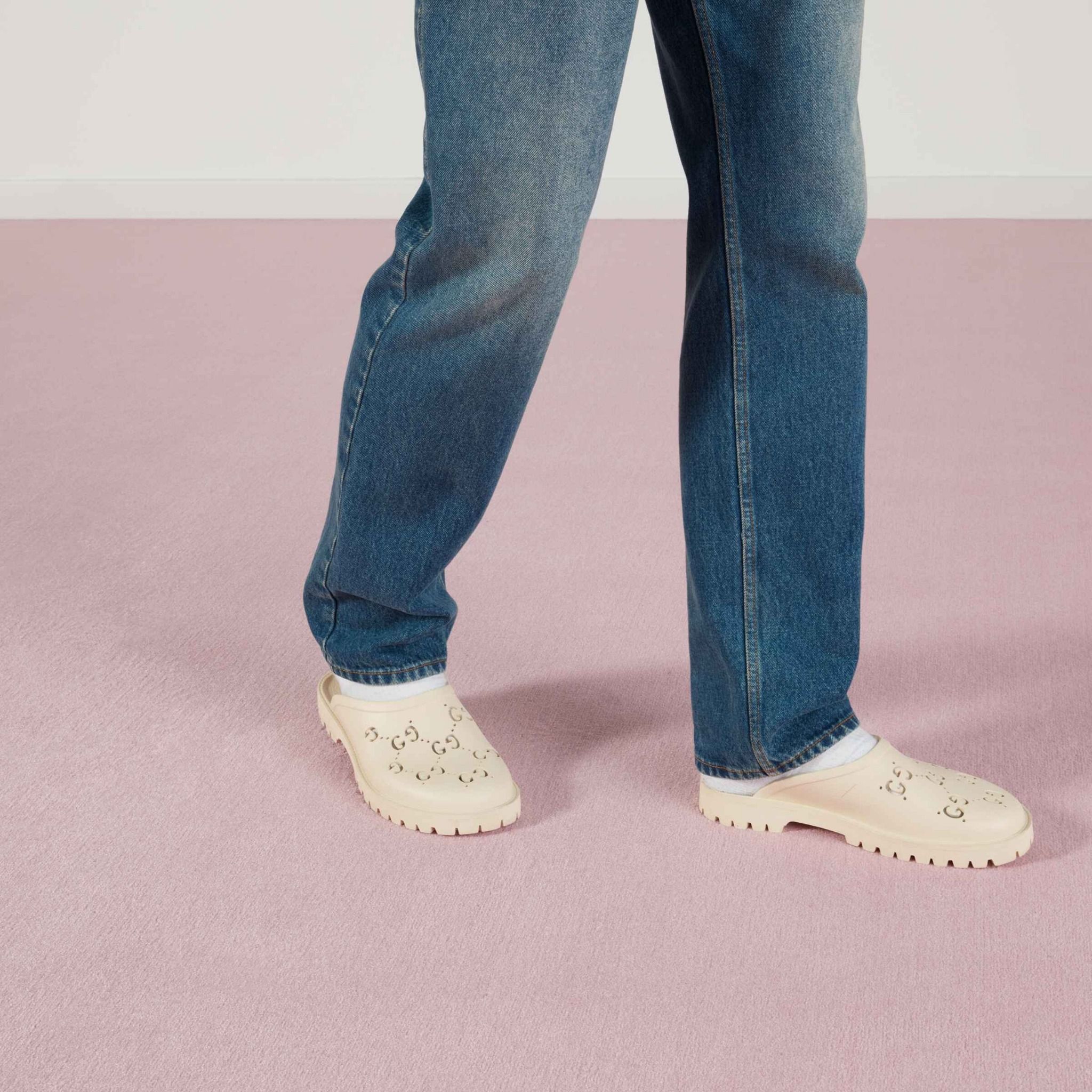  Dép Nam Gucci Slip On Sandal GG Rubber 'White' 