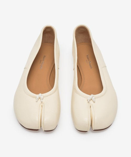  Giày Nữ Maison Margiela Tabi Ballet Flat Shoes 'Ivory' 