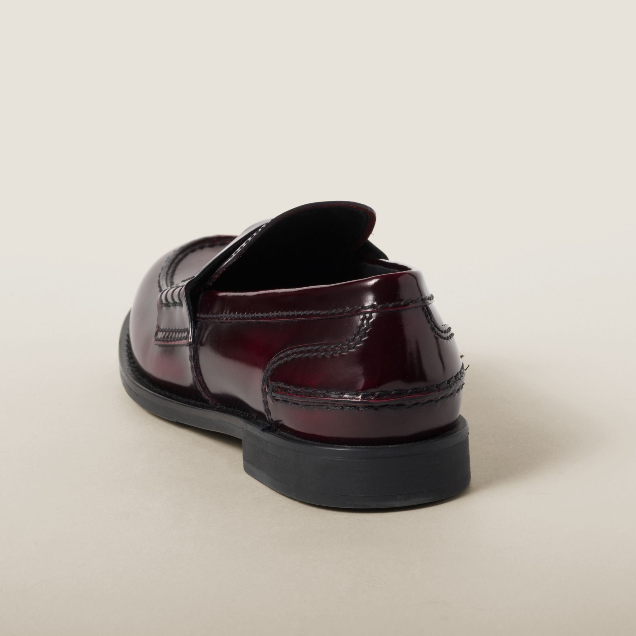  Giày Nữ Miu Miu Leather Loafers 'Crimson' 