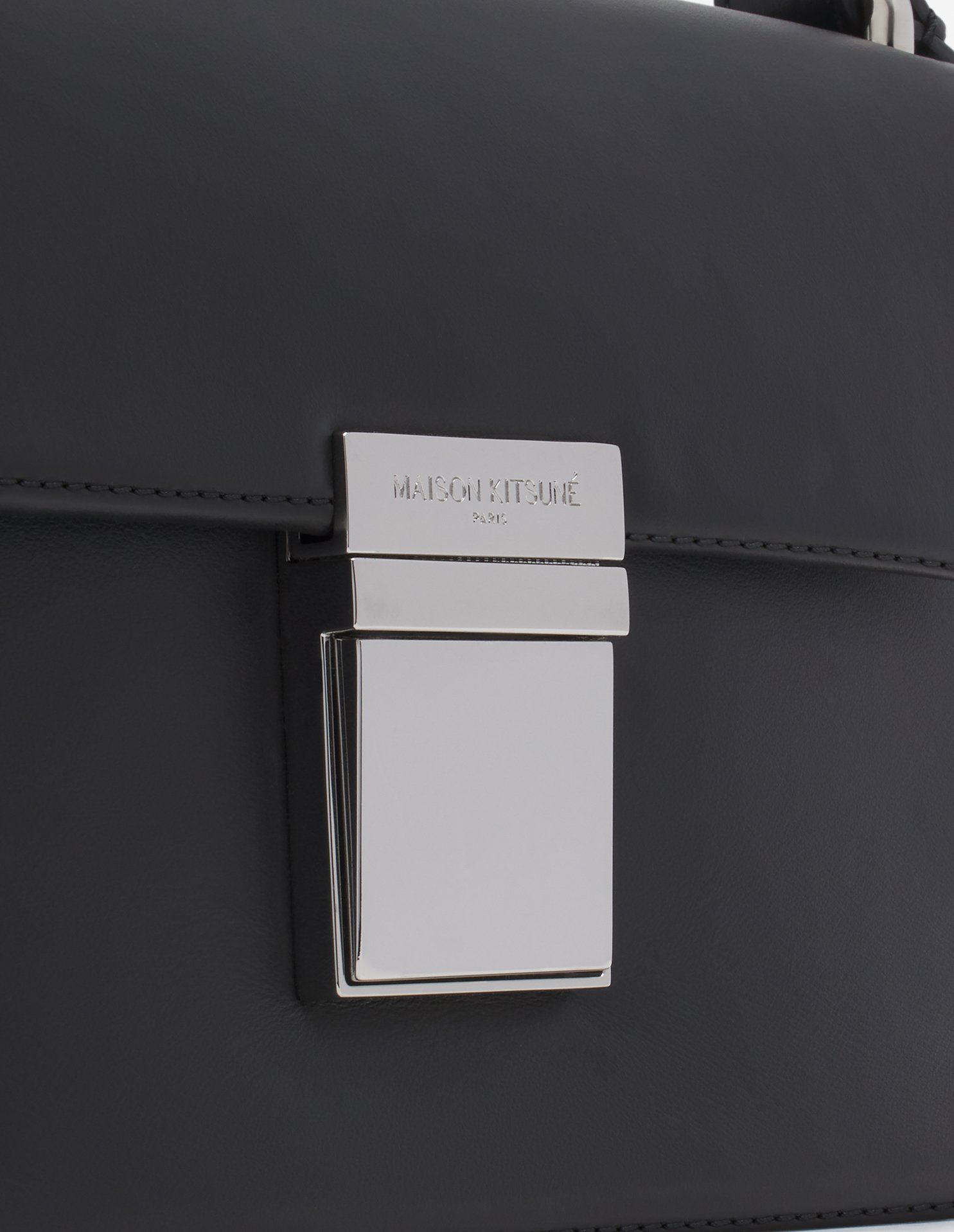 Túi Nữ Maison Kitsune Preppy Baguette 'Black' 