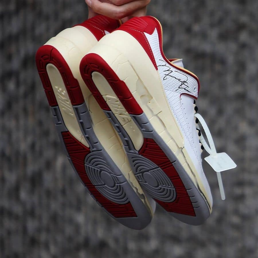 Giày Nike Off-White x Air Jordan 2 Retro DJ4375-106 – LUXITY