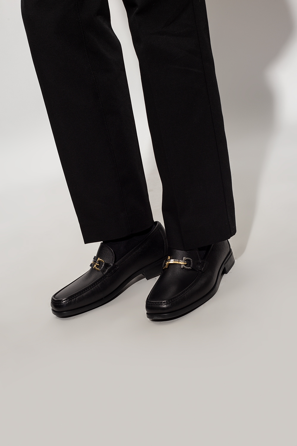  Giày Nam Salvatore Ferragamo Loafer Gancini 'Black' 