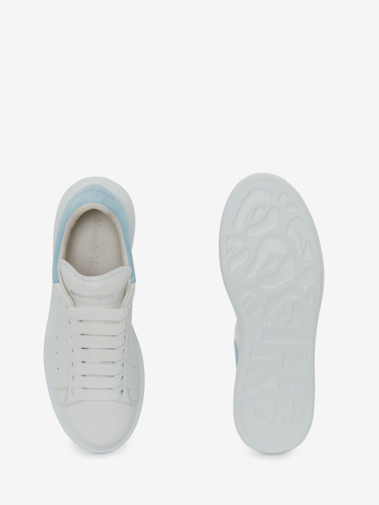 Oversized leather sneakers by Alexander McQueen | Tessabit
