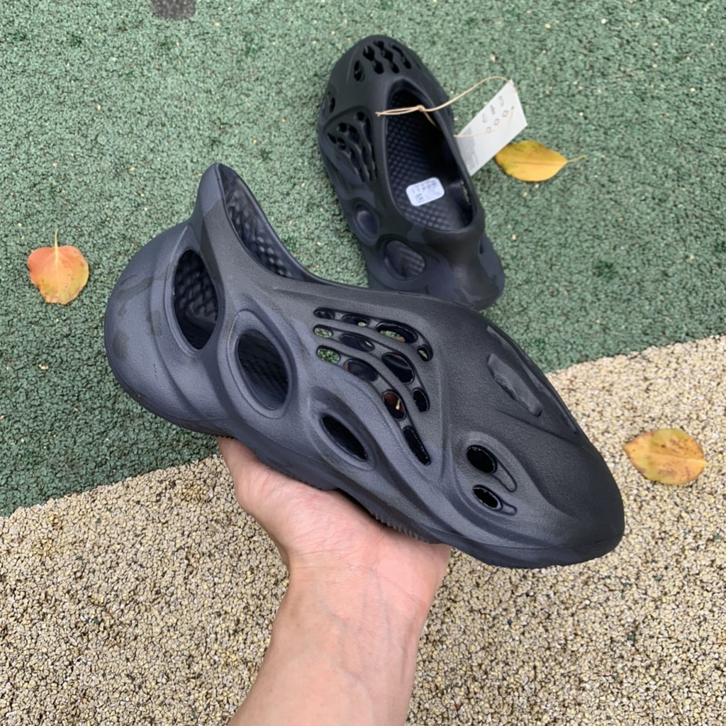 men's adidas yeezy foam runner mineral