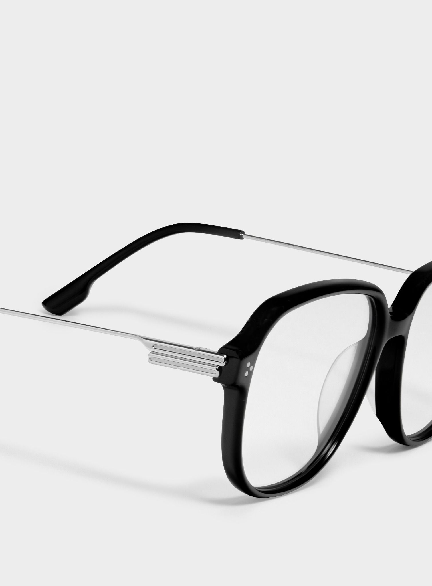  Kính Gentle Monster Anna 01 'Black' 