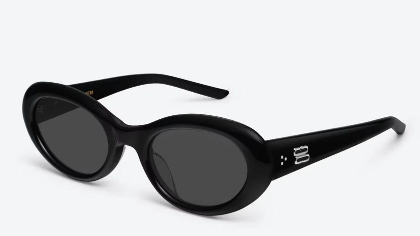  Kính Gentle Monster Avon 01 'Black' 