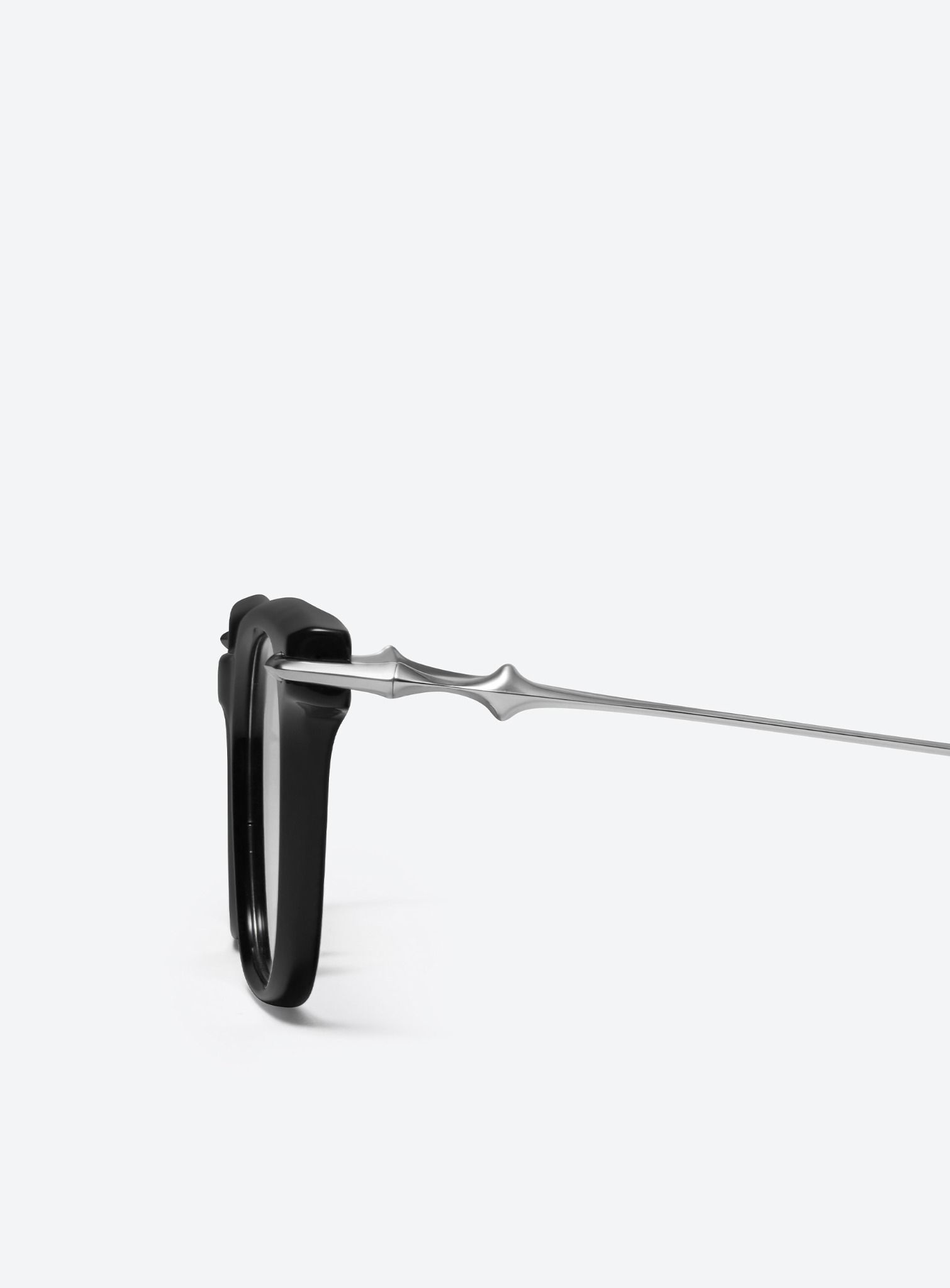  Kính Gentle Monster Ego 01(B) 'Black' 