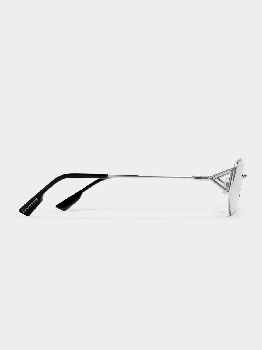  Kính Gentle Monster Moneta 02 'Silver' 