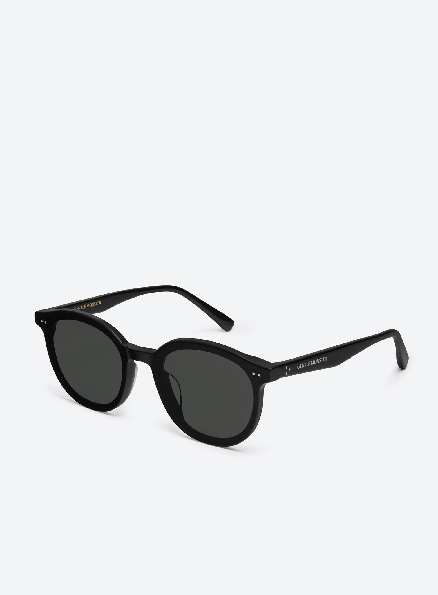  Kính Gentle Monster New Born 01 'Black' 