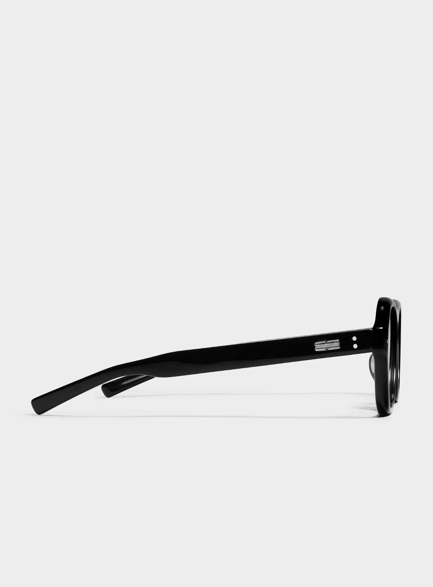  Kính Gentle Monster Oaa 01 'Black' 