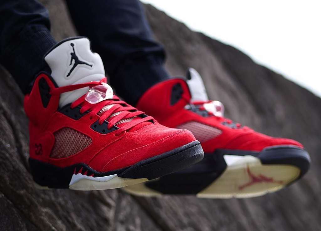  Giày Nike Air Jordan 5 Retro 'Raging Bull Red Suede' 