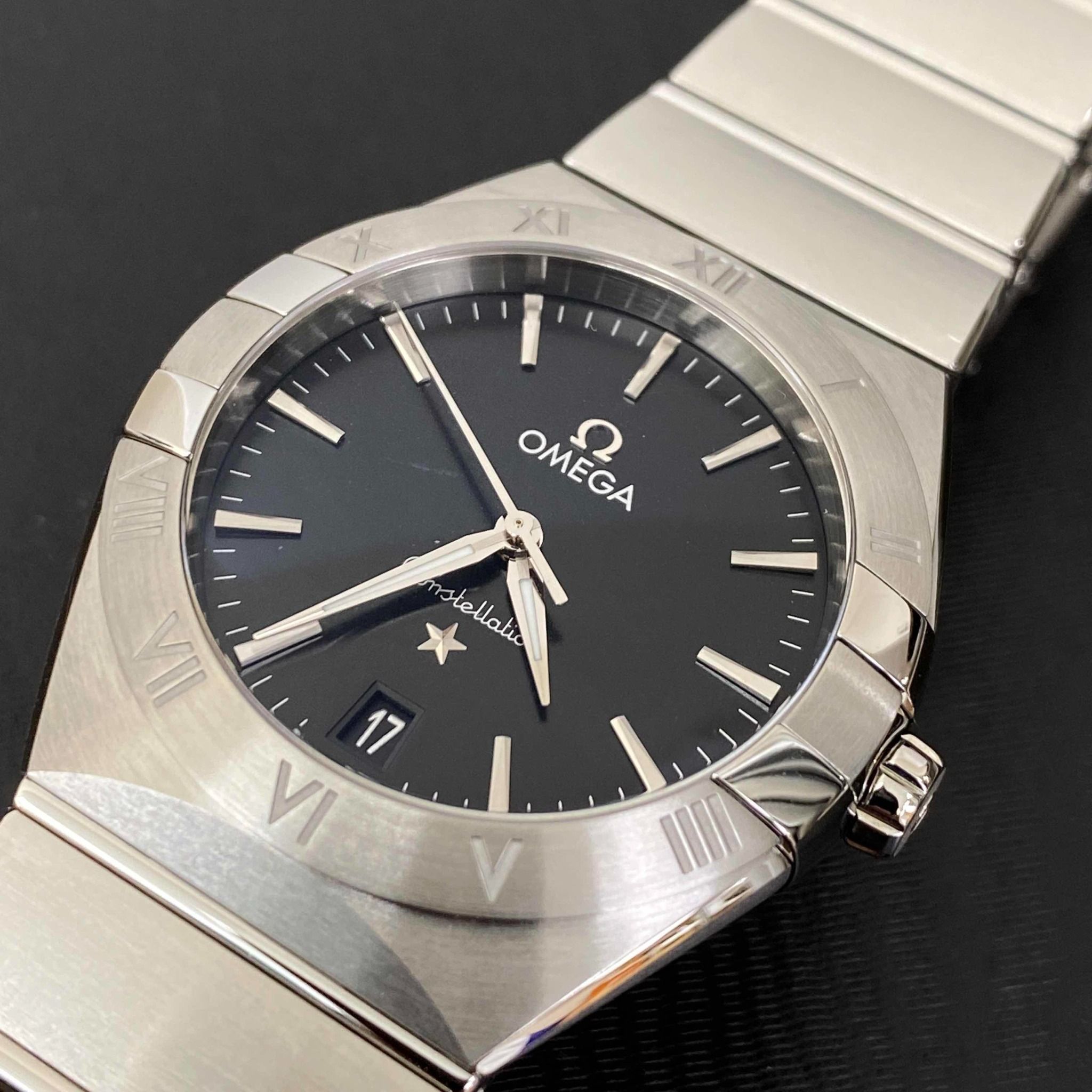  Đồng Hồ Nữ Omega Constellation Quartz Black Dial Ladies 