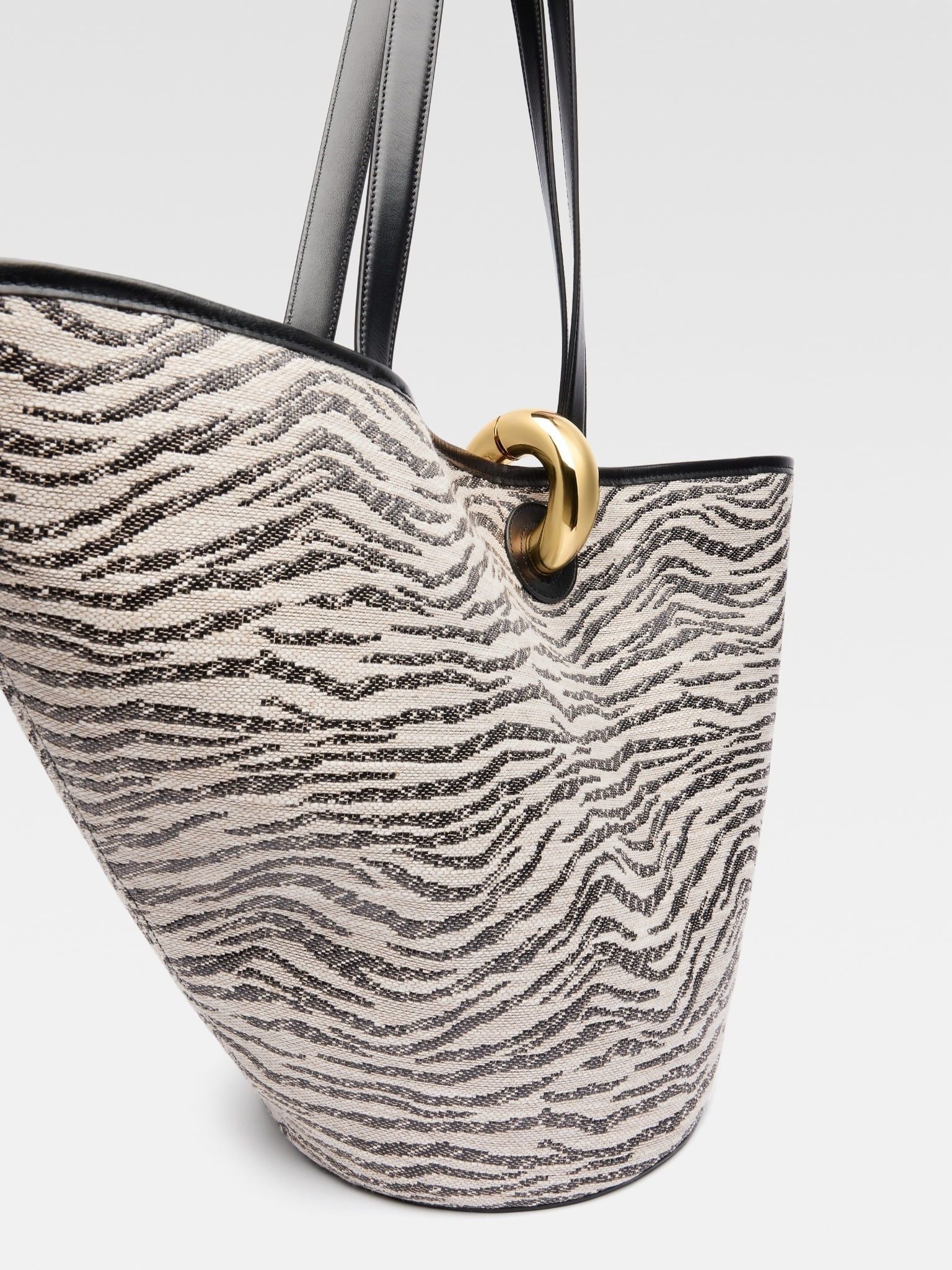  Túi Nữ Jacquemus The Bambola 'Zebra' 