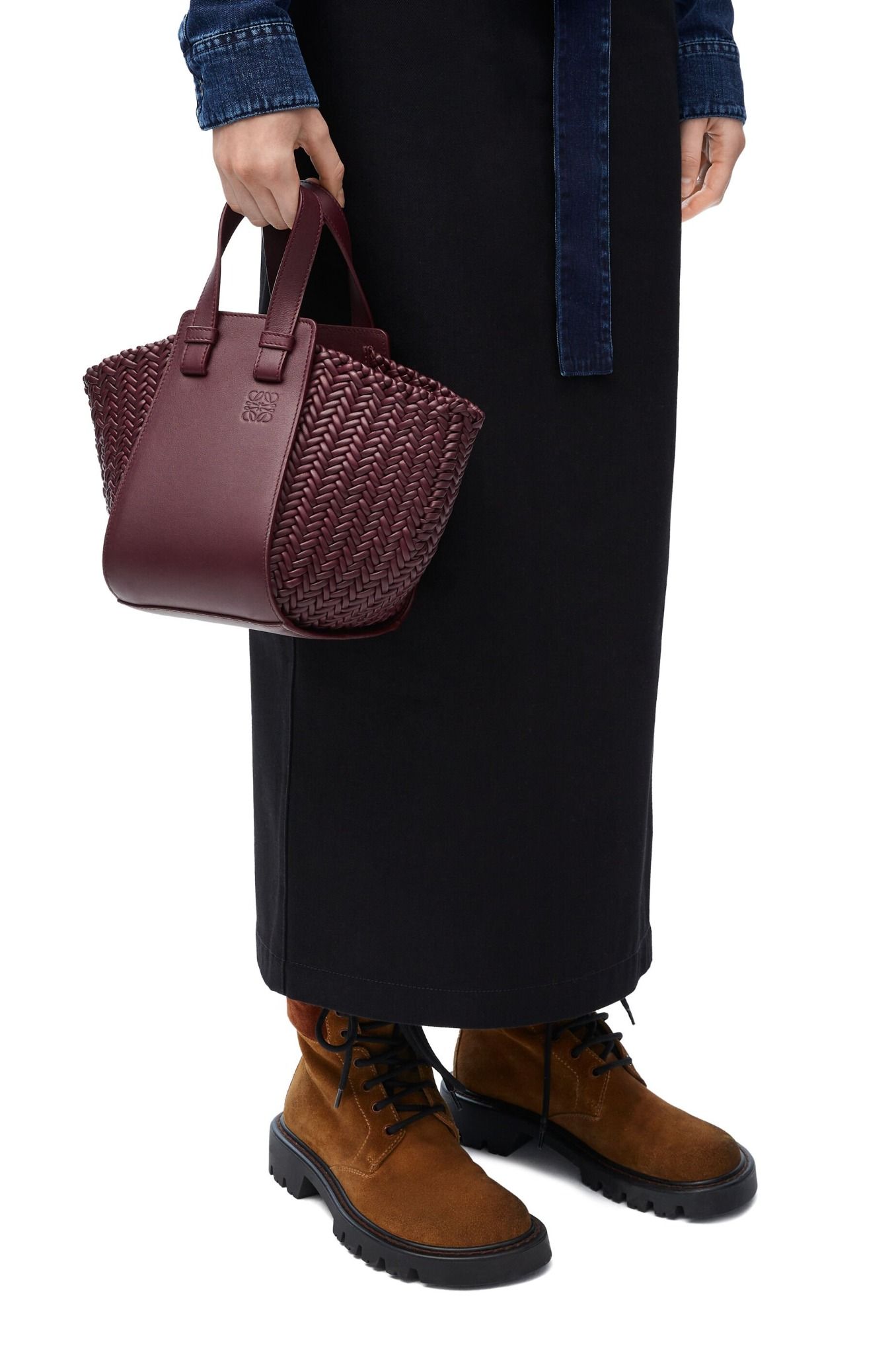 Túi Nữ Loewe Compact Hammock Bag 'Burgundy' 