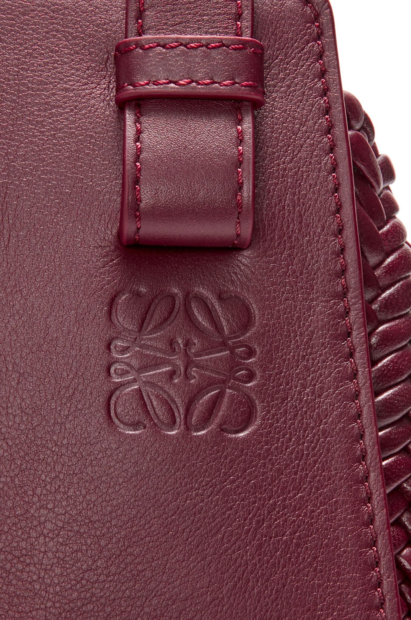  Túi Nữ Loewe Compact Hammock Bag 'Burgundy' 