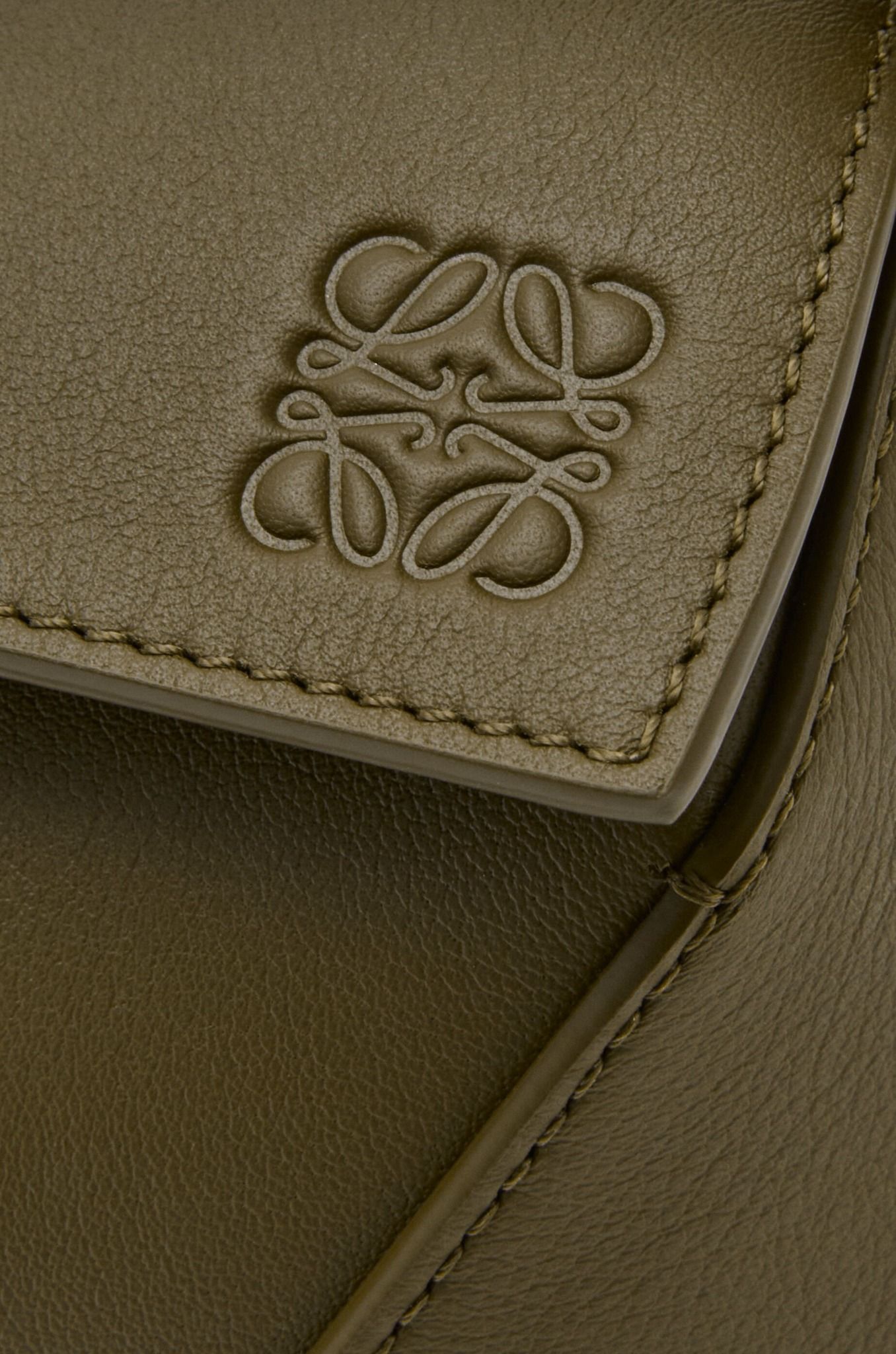  Túi Nữ Loewe Small Puzzle Bag 'Khaki Green' 