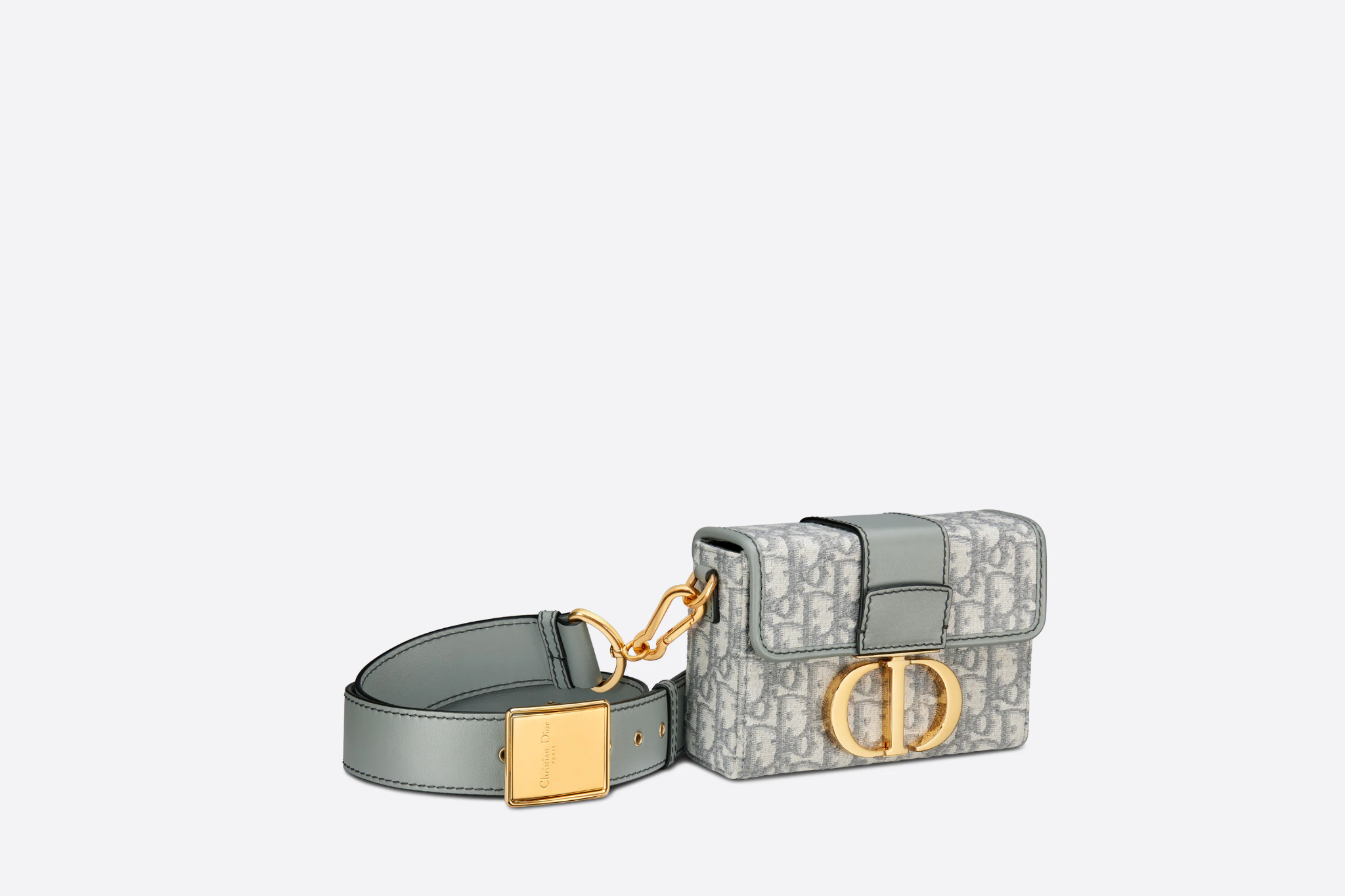 Dior 30 montaigne box mini black ultramatte Luxury Bags  Wallets on  Carousell