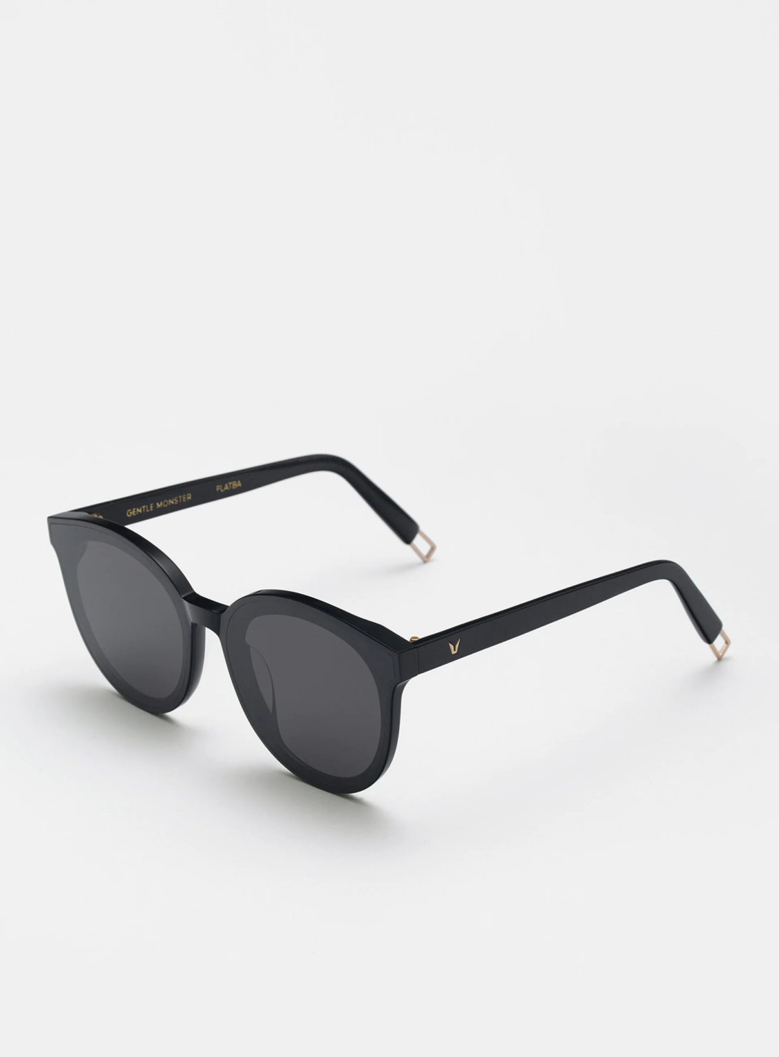 Kính Gentle Monster Black Peter 01 'Black' – LUXITY Kính Gentle Monster Black Peter 01 'Black' – LUXITY