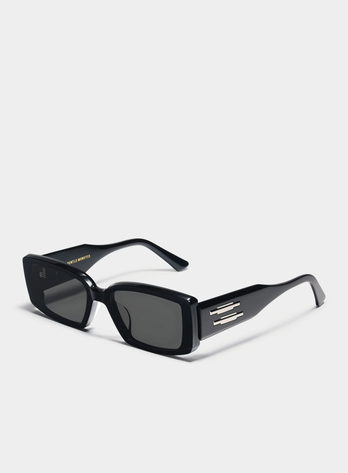 Kính Gentle Monster Deus 01 'Black'