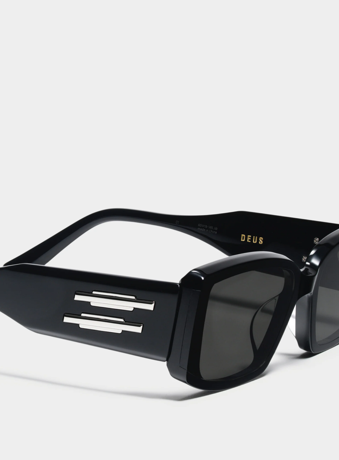 Kính Gentle Monster Deus 01 'Black'