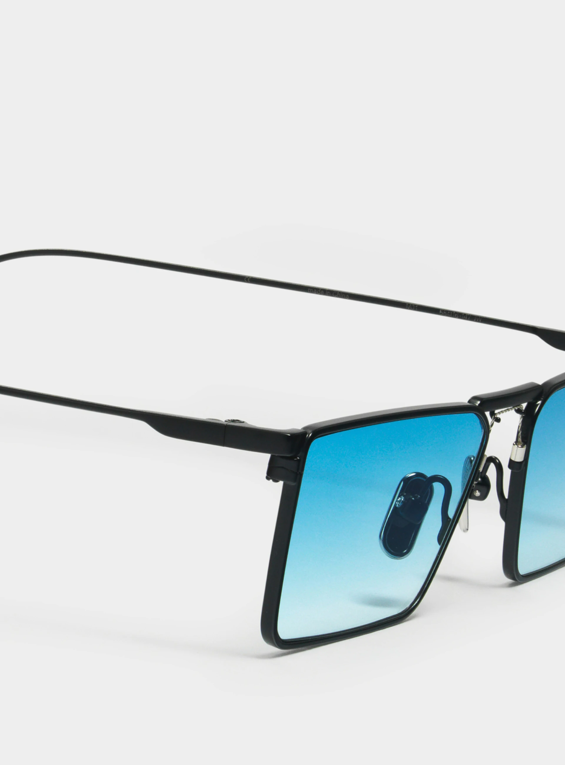 Kính Gentle Monster New Bond M01