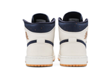 Giày Nike Air Jordan 1 Retro Mid 'Jeter' 