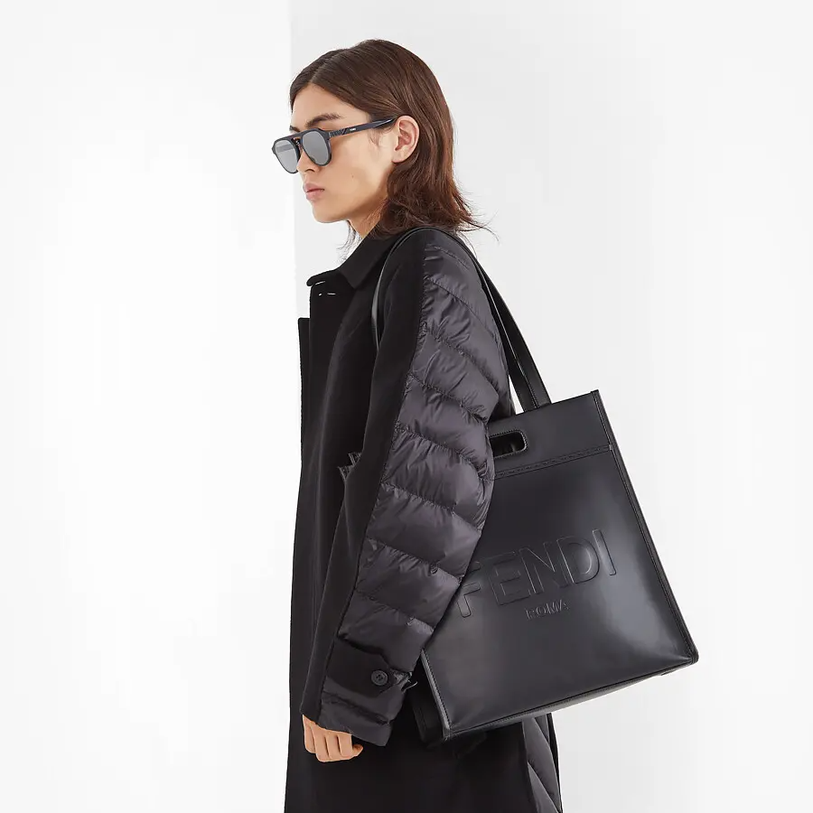 FENDI Baguette grainy leather shoulder bag - Black - 7VA572AP11F0QA1 |  Tizianafausti.com